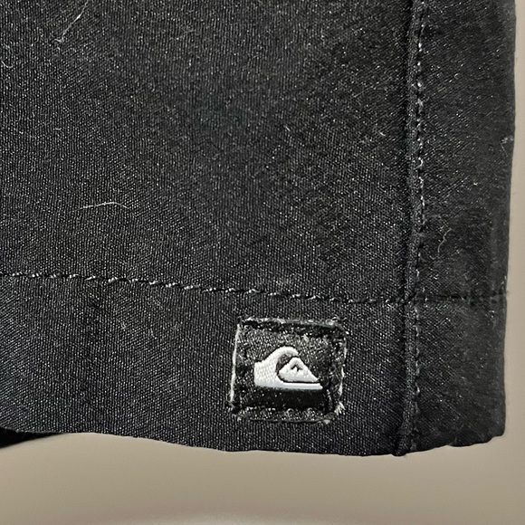 Quiksilver Amphibians Men’s Hybrid Board Shorts Size 34 - Velcro Closure - Picture 16 of 16